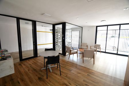 Studio à venda com 36m², 1 quarto e 1 vagaHall social