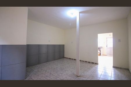Casa para alugar com 1 quarto, 36m² em Vila Sirene, São Paulo