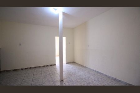 Casa para alugar com 1 quarto, 36m² em Vila Sirene, São Paulo