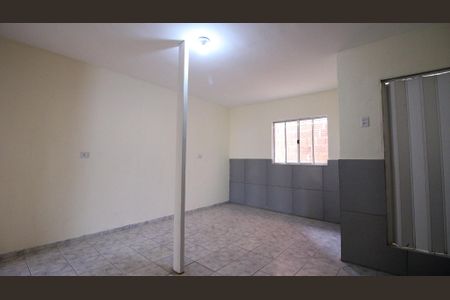 Casa para alugar com 1 quarto, 36m² em Vila Sirene, São Paulo