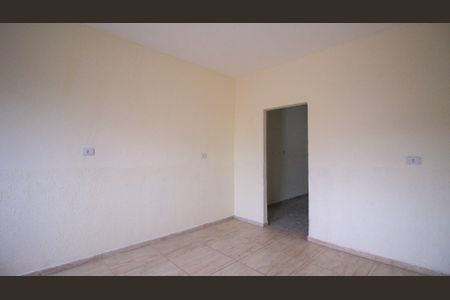 Casa para alugar com 36m², 1 quarto e sem vaga
