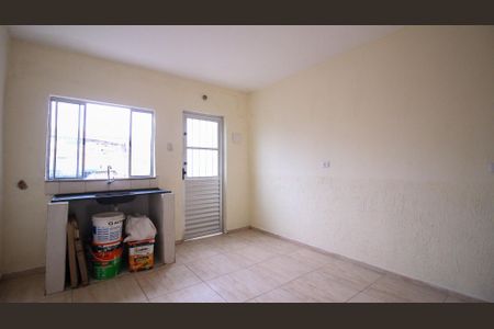 Casa para alugar com 1 quarto, 36m² em Vila Sirene, São Paulo