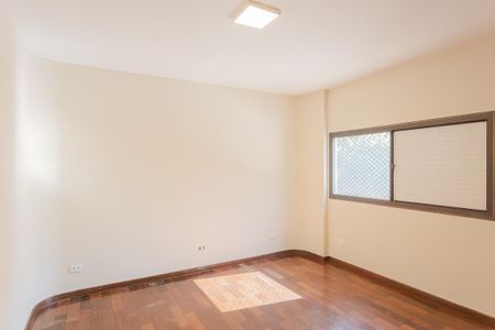 Apartamento à venda com 204m², 3 quartos e 2 vagasQuarto 2
