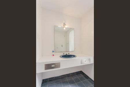 Apartamento à venda com 204m², 3 quartos e 2 vagasBanheiro