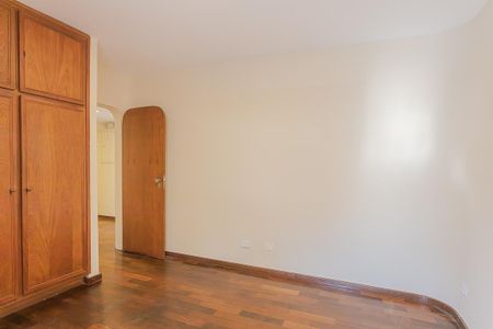 Apartamento à venda com 204m², 3 quartos e 2 vagasQuarto 2