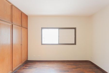 Apartamento à venda com 204m², 3 quartos e 2 vagasQuarto 1