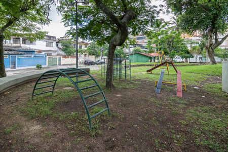 Apartamento para alugar com 60m², 2 quartos e sem vagaÁrea comum - Playground