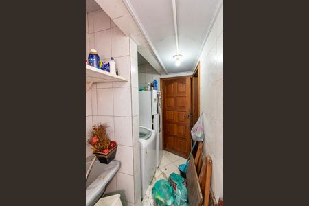 Apartamento para alugar com 60m², 2 quartos e sem vagaÁrea de Serviço - Entrada de serviço