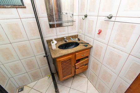 Apartamento para alugar com 60m², 2 quartos e sem vagaBanheiro