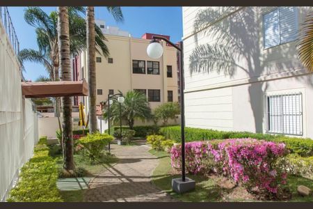 Apartamento para alugar com 66m², 3 quartos e 1 vagaÁrea comum