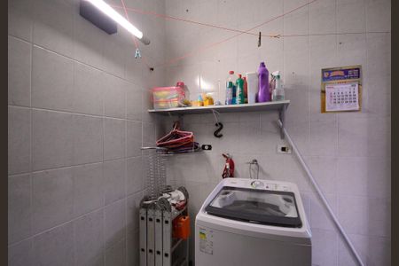 Casa à venda com 108m², 3 quartos e 2 vagas Casa à venda com 108m², 3 quartos e 2 vagasÁrea de Serviço