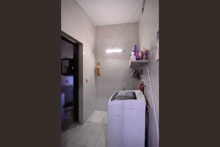 Casa à venda com 108m², 3 quartos e 2 vagas Casa à venda com 108m², 3 quartos e 2 vagasÁrea de Serviço