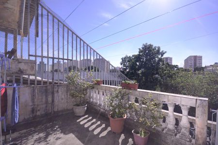 Casa à venda com 108m², 3 quartos e 2 vagas Casa à venda com 108m², 3 quartos e 2 vagasQuarto 1 - Suite