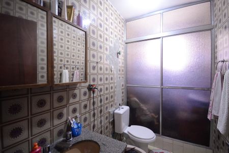 Casa à venda com 108m², 3 quartos e 2 vagas Casa à venda com 108m², 3 quartos e 2 vagasBanheiro Social