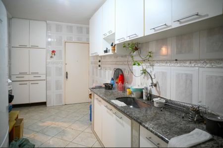 Apartamento à venda com 98m², 3 quartos e 1 vaga Apartamento à venda com 98m², 3 quartos e 1 vagaCozinha