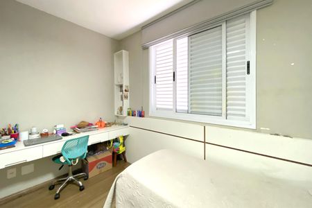 Apartamento à venda com 167m², 4 quartos e 3 vagas Apartamento à venda com 167m², 4 quartos e 3 vagasSuite 3