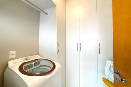 Apartamento à venda com 167m², 4 quartos e 3 vagas Apartamento à venda com 167m², 4 quartos e 3 vagasDespensa
