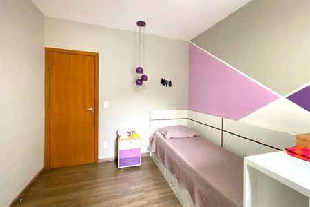 Apartamento à venda com 167m², 4 quartos e 3 vagas Apartamento à venda com 167m², 4 quartos e 3 vagasSuite 2