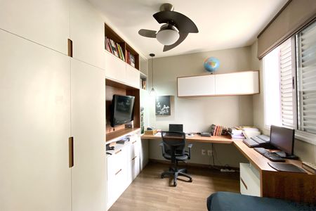 Apartamento à venda com 167m², 4 quartos e 3 vagas Apartamento à venda com 167m², 4 quartos e 3 vagasQuarto 4