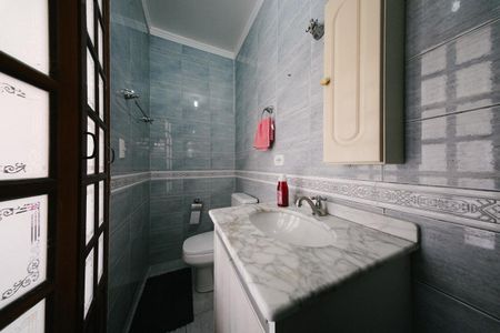Casa para alugar com 330m², 3 quartos e 1 vagaBanheiro da Suíte 2
