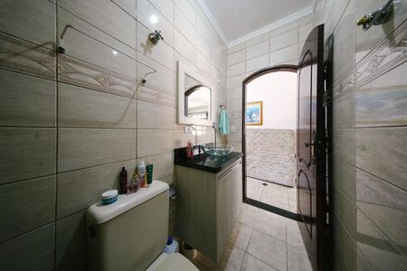 Casa para alugar com 330m², 3 quartos e 1 vagaBanheiro