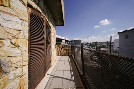 Casa para alugar com 330m², 3 quartos e 1 vagaSuíte 2