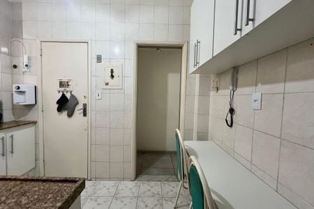 Apartamento à venda com 90m², 3 quartos e sem vagaCozinha 