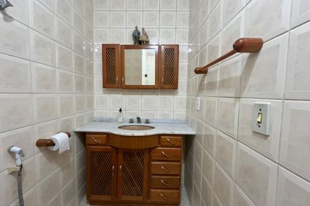 Apartamento à venda com 90m², 3 quartos e sem vagaBanheiro social