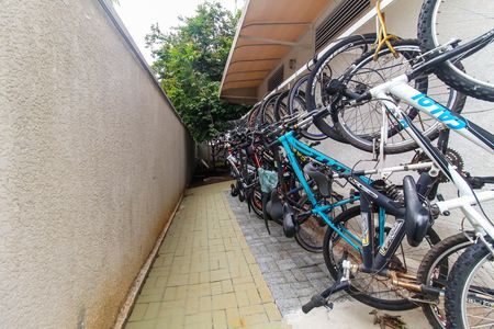 Studio à venda com 25m², 1 quarto e sem vaga Studio à venda com 25m², 1 quarto e sem vagaBicicletario
