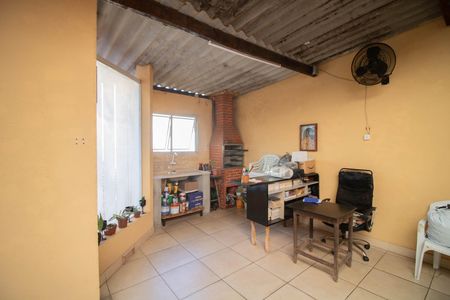 Casa de condomínio à venda com 140m², 2 quartos e sem vaga Casa de condomínio à venda com 140m², 2 quartos e sem vagaVARANDA E ÁREA GOURMET