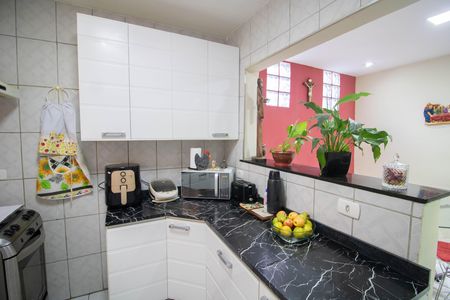 Casa de condomínio à venda com 140m², 2 quartos e sem vaga Casa de condomínio à venda com 140m², 2 quartos e sem vagaCOZINHA