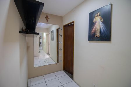 Casa de condomínio à venda com 140m², 2 quartos e sem vaga Casa de condomínio à venda com 140m², 2 quartos e sem vagaHALL DOS QUARTOS