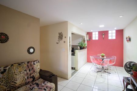 Casa de condomínio à venda com 140m², 2 quartos e sem vaga Casa de condomínio à venda com 140m², 2 quartos e sem vagaSALA