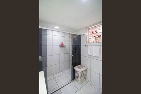 Casa de condomínio à venda com 140m², 2 quartos e sem vaga Casa de condomínio à venda com 140m², 2 quartos e sem vagaBANHEIRO