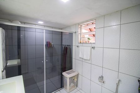 Casa de condomínio à venda com 140m², 2 quartos e sem vaga Casa de condomínio à venda com 140m², 2 quartos e sem vagaBANHEIRO