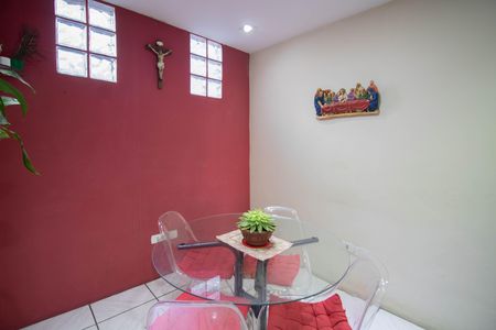 SALA de casa de condomínio à venda com 2 quartos, 140m² em Santana, São Paulo