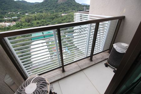 Sala - Varanda de kitnet/studio à venda com 1 quarto, 43m² em Jacarepaguá, Rio de Janeiro