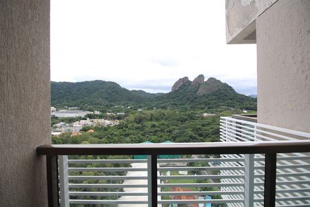 Sala - Varanda de kitnet/studio à venda com 1 quarto, 43m² em Jacarepaguá, Rio de Janeiro