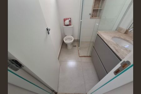 Apartamento para alugar com 59m², 2 quartos e sem vaga Apartamento para alugar com 59m², 2 quartos e sem vagaBanheiro suite