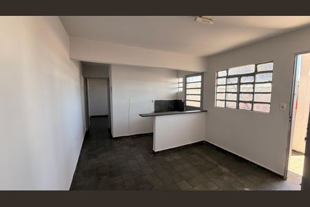 Sala de casa para alugar com 2 quartos, 52m² em Jardim América, Goiânia