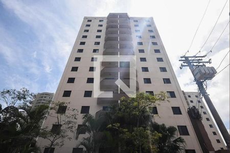Apartamento para alugar com 72m², 3 quartos e 1 vagaFachada do bloco