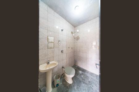 Casa à venda com 155m², 4 quartos e 2 vagas Casa à venda com 155m², 4 quartos e 2 vagasBanheiro do Quarto 4