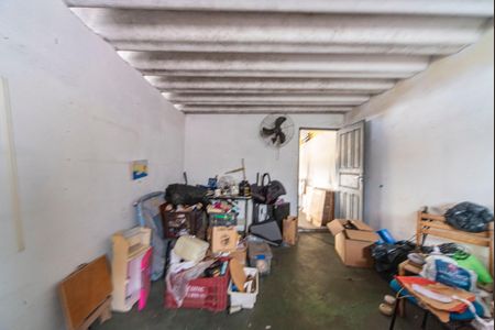 Casa à venda com 155m², 4 quartos e 2 vagas Casa à venda com 155m², 4 quartos e 2 vagasQuarto da Área de Serviço e Gourmet