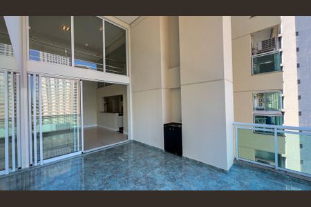Apartamento para alugar com 183m², 3 quartos e 2 vagasSacada
