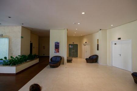Apartamento para alugar com 183m², 3 quartos e 2 vagasHall de entrada