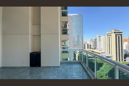 Apartamento para alugar com 183m², 3 quartos e 2 vagasSacada