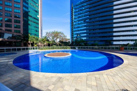 Apartamento para alugar com 183m², 3 quartos e 2 vagasPiscina