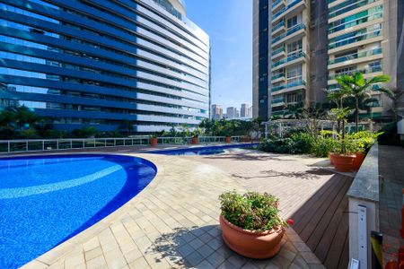 Apartamento para alugar com 183m², 3 quartos e 2 vagasPiscina