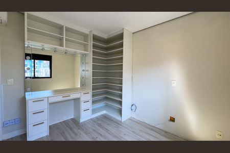 Apartamento para alugar com 183m², 3 quartos e 2 vagasQuarto 2 - Suíte