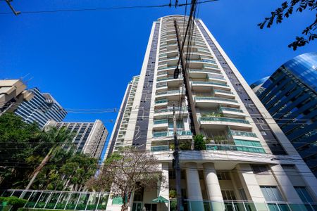 Apartamento para alugar com 183m², 3 quartos e 2 vagasFachada